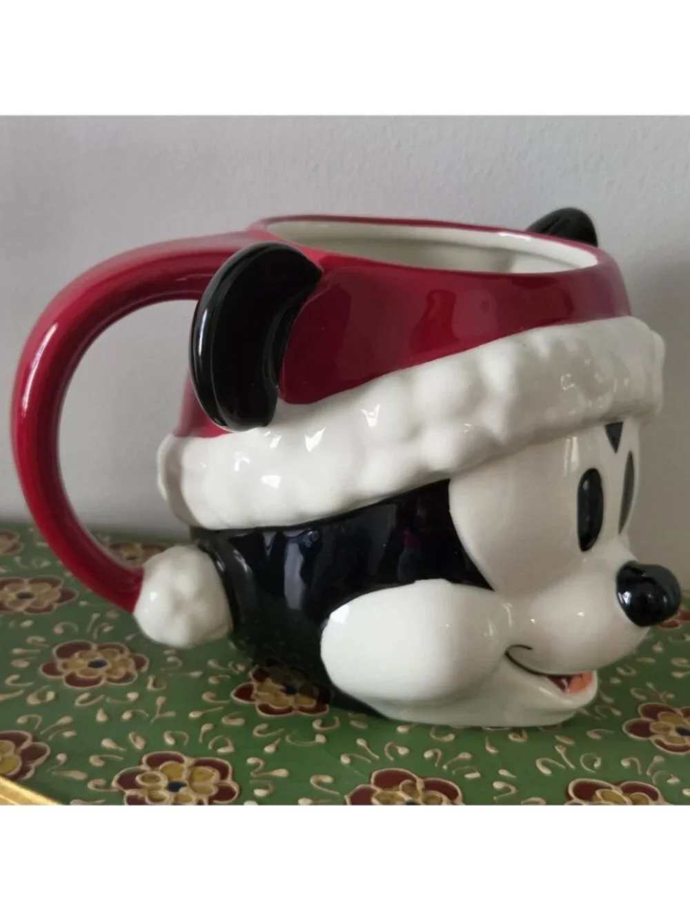 Williams Sonoma Disney Santa Mickey Mouse 3D Face Christmas Coffee Mug